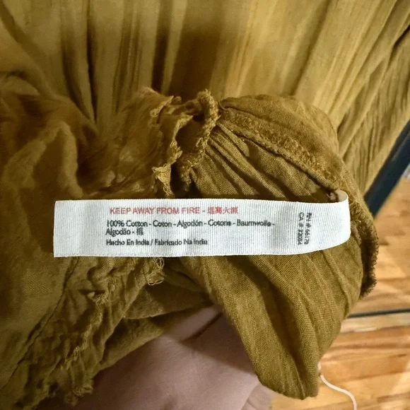 Free People oversized Gold / brown Tiered Long Sleeve Blouse size small - Picture 8 of 10